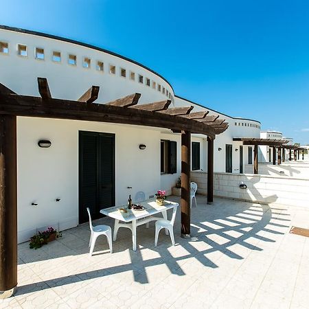 Complesso Gardencasa Torre Suda Exterior foto